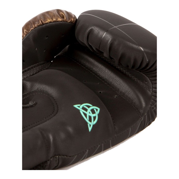 Venum Assassin\'s Creed Boxing Gloves Black-AAF_002487