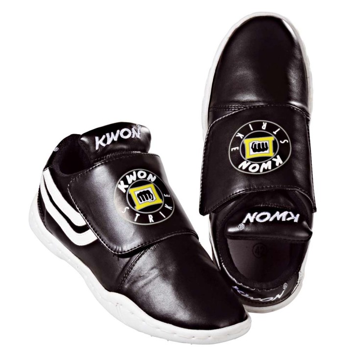 Kwon Strike Lite Shoe Black