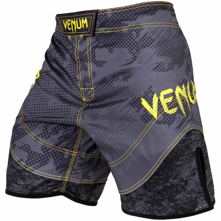 Venum Tramo Fightshorts Black Yellow