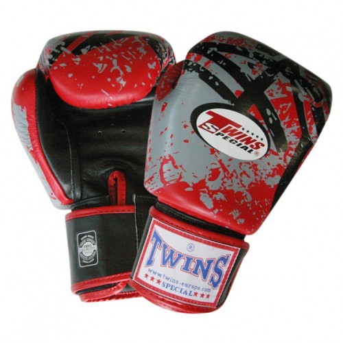Twins Fantasy Red Splatter Boxing Gloves