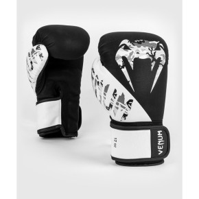 Venum Legacy boxing glove